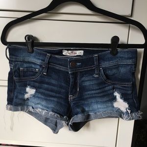 HOLLISTER Short-Shorts Dark Rinse Size 3
